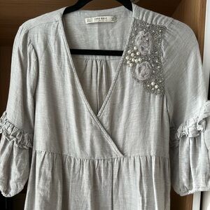 Grey linen Zara dress with cute pearl details. Small.